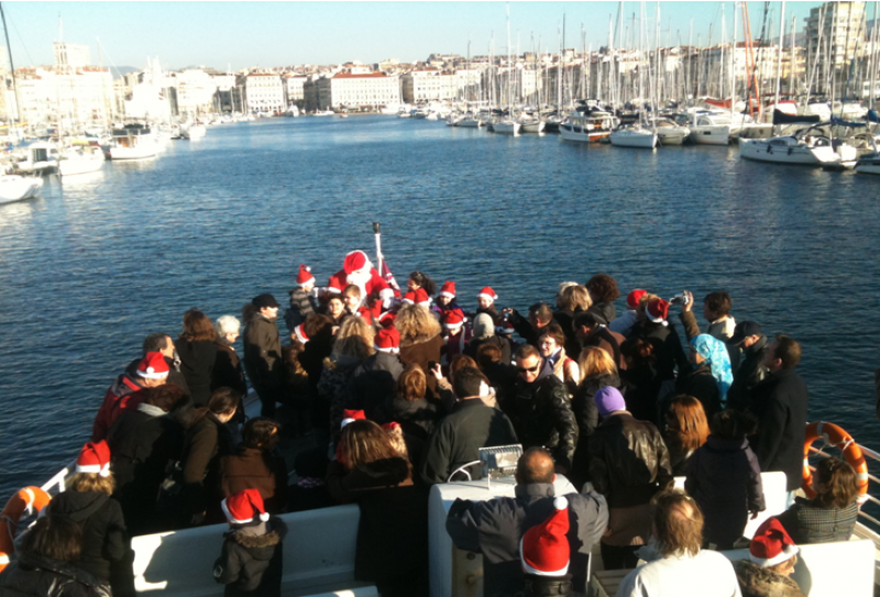 Faire un goûter le noël à bord d’un bateau pour 50 personnes à Marseille.