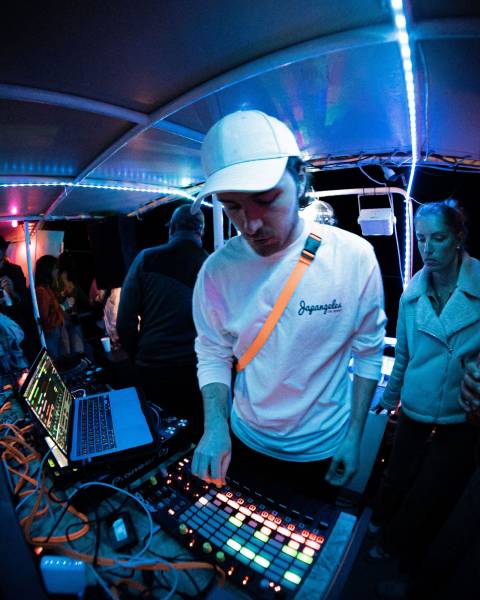 Soirée en bateau avec DJ marseille
