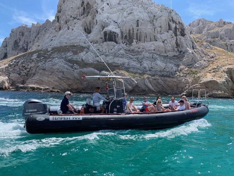 location de bateau avec skipper dans le parc national des calanques